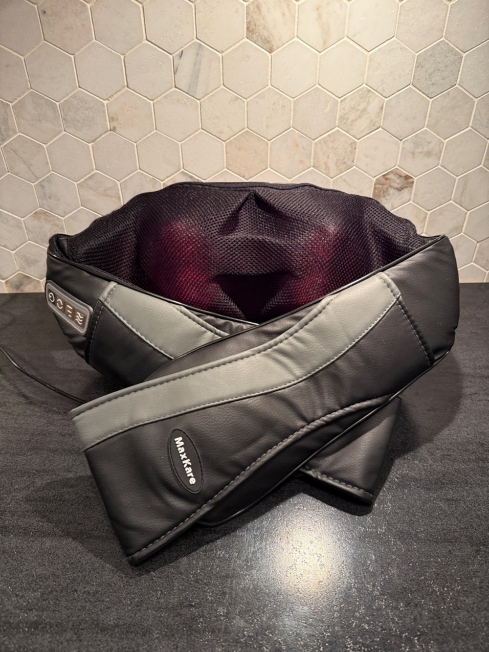 Shiatsu Neck and Shoulder Massager with Heat & Kneading